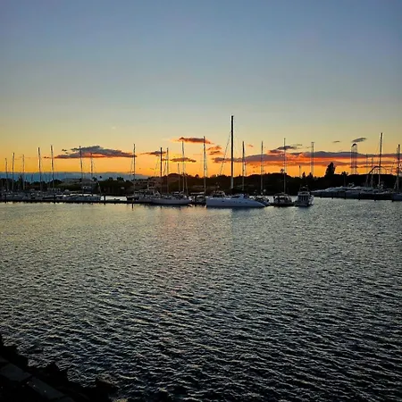 La Vue En Bleu. * Agde