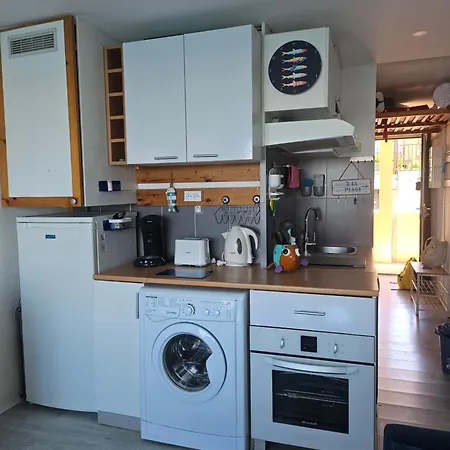 La Vue En Bleu. * Agde